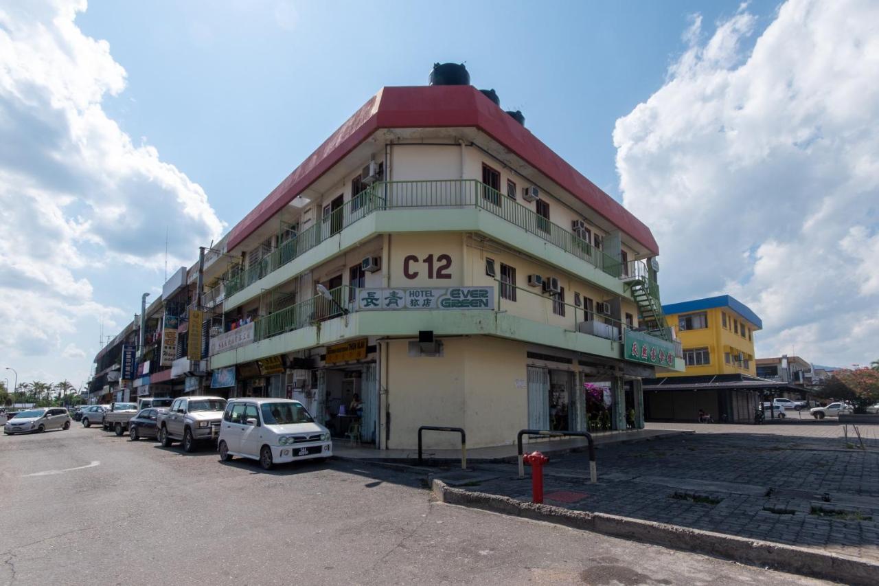 Spot On 89582 Evergreen Hotel Keningau Ngoại thất bức ảnh